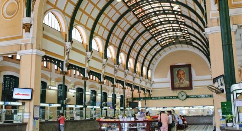 Bưu điện Thành phố và nhà ga London - có cùng kiểu kiến trúc?